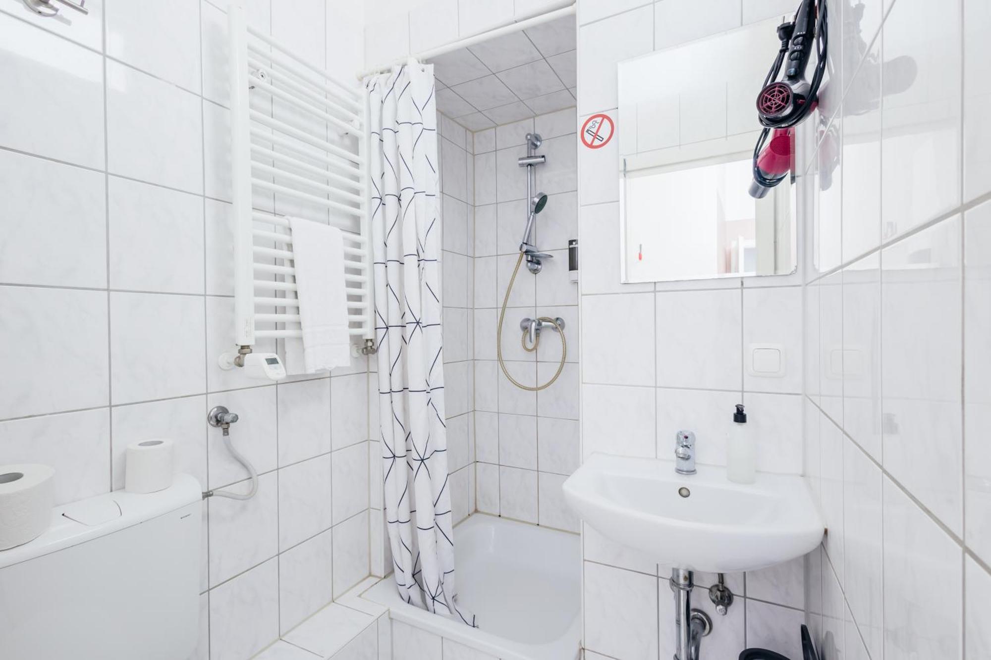 2-Room Apartment Hannover Exterior photo